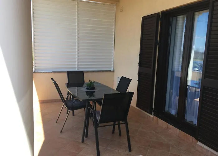 Lara Privlaka (Zadar)