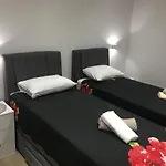 Lara Apartman