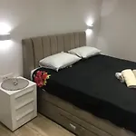 Lara Apartman